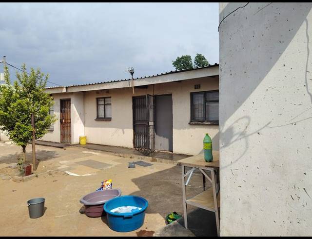 2 BEDROOM HOUSE FOR SALE IN PALM RIDGE